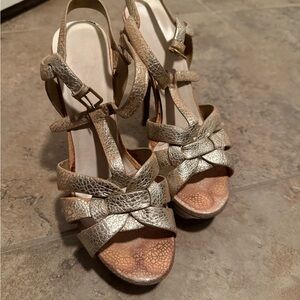 Yves Saint Laurent Metallic Gold Tribute